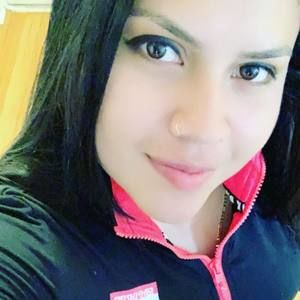 Meet your Posher, Angelika